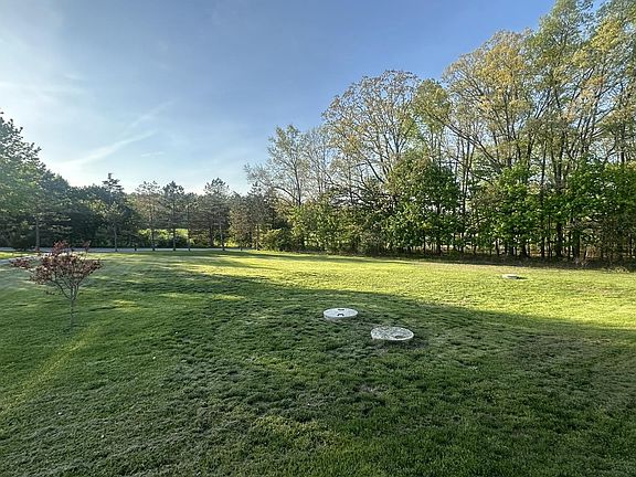 5th image of 447 Hunterstown Hampton Rd