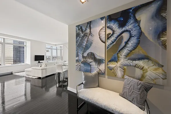 Sold by Nest Seekers International | media 12