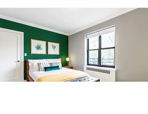 Rented by Stonehenge NYC LLC | media 7