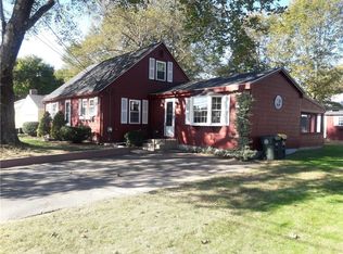 8 Calista St, Smithfield, RI 02828