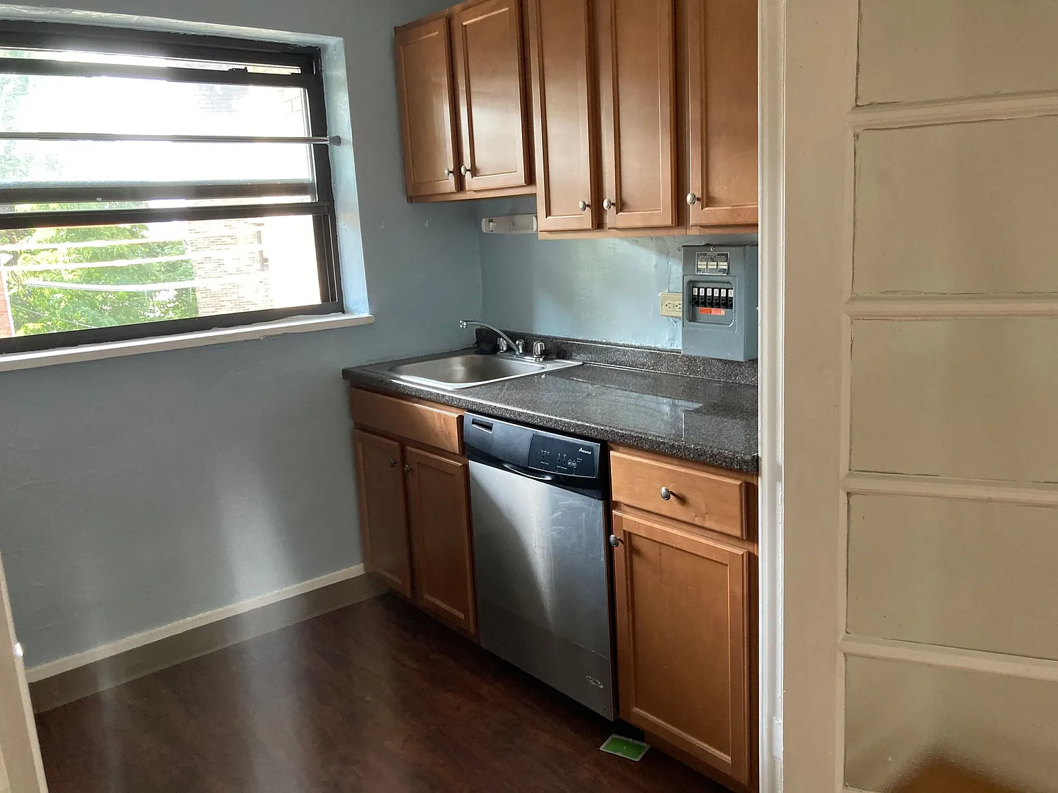 5701 Munhall Rd — Photo 4