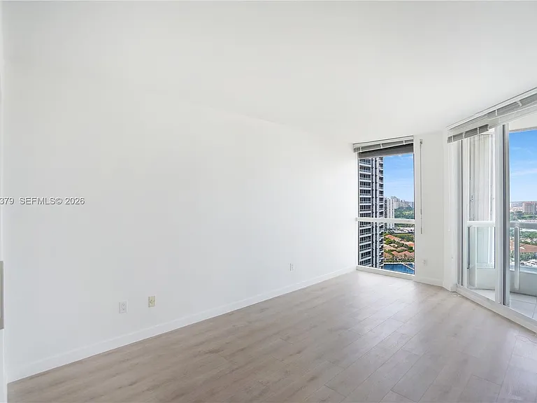 21205 Yacht Club Dr #2604 — Photo 16