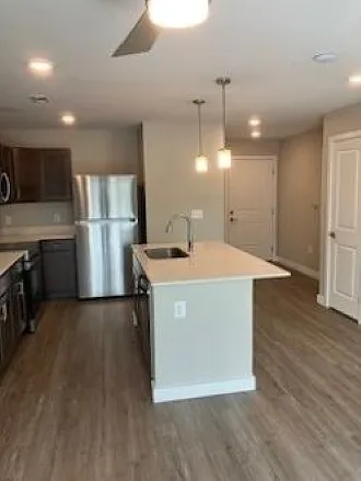1-Bedroom Kitchen