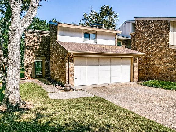5th image of 2938 Shady Lake Cir