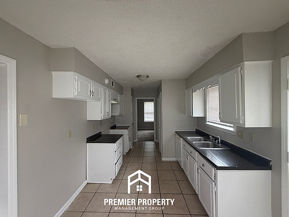 5th image of 7149 Tulip Trail Dr