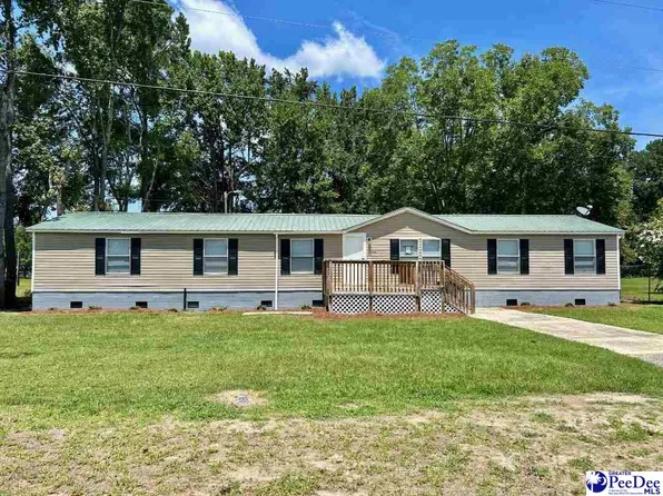 3332 Calder Rd, Mullins, SC 29574