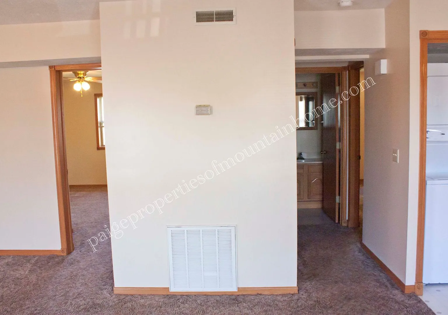 Paige Apartments — Photo 3