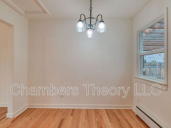 4th image of 1252 NW Milwaukee Ave