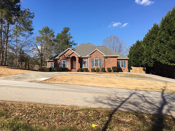 2nd image of 4757 Silver Lake Dr