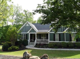 122 Durham Dr, Hoschton, GA 30548