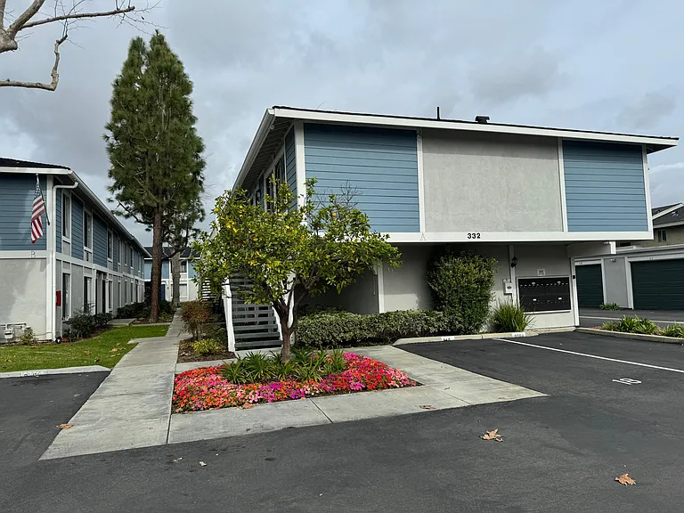 Victoria Pines — Photo 20