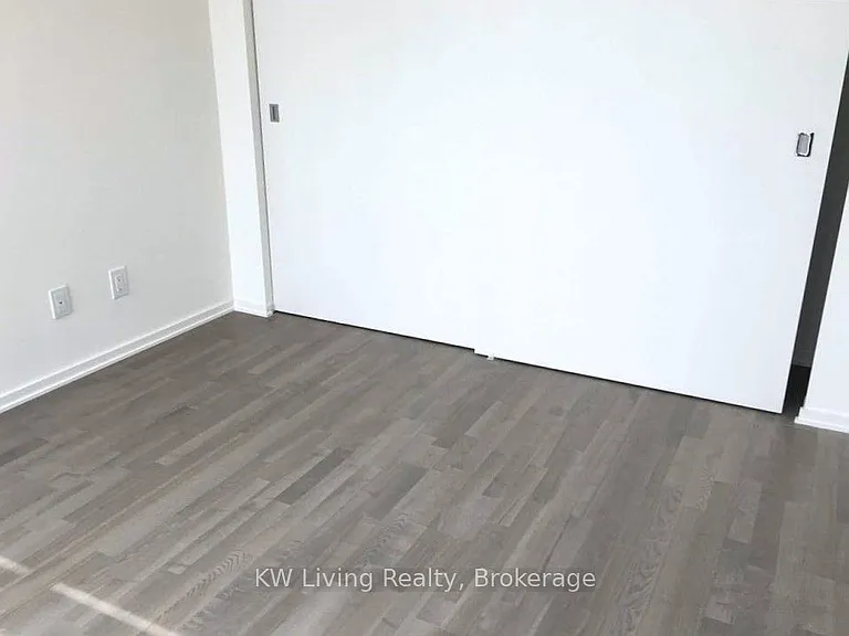 1 Bloor St E #2606 — Photo 13