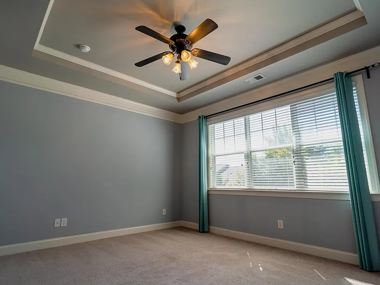 2056 Cobblestone Cir — Photo 8
