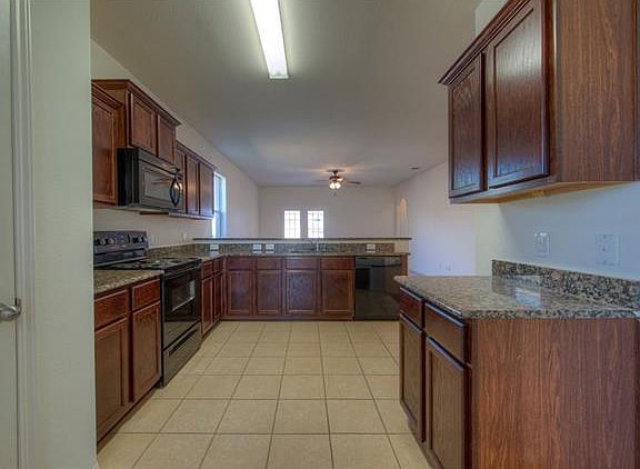 5th image of 19341 Wt Gallaway St