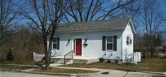 1st image of 222 Bowman Ave