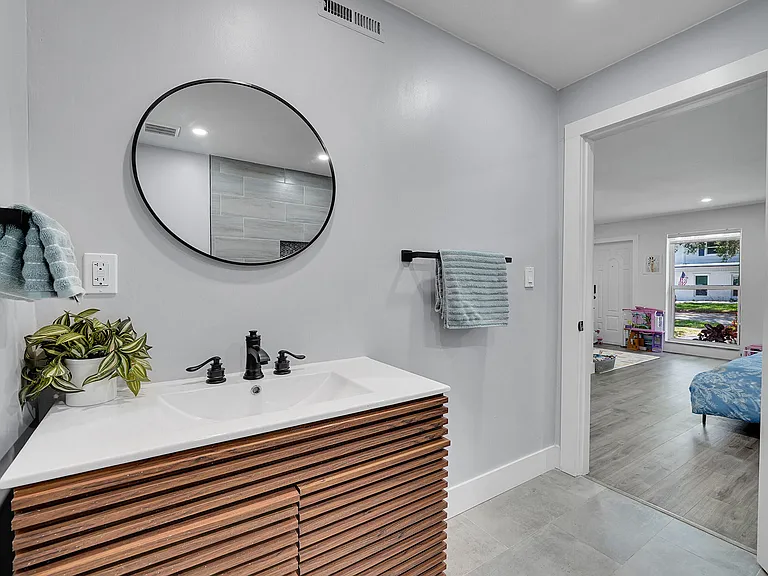10108 SW 53rd Ct — Photo 21