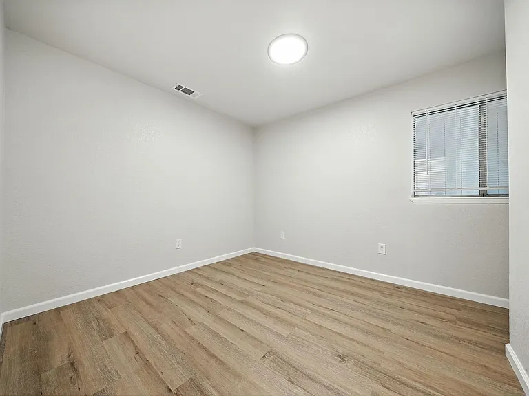 3236 Lawrence Rd #A-D — Photo 16
