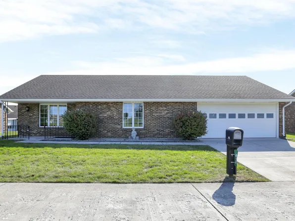 412 Circle Dr, London, OH 43140