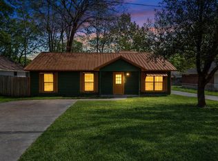 417 Shawnee Dr, Montgomery, TX 77316