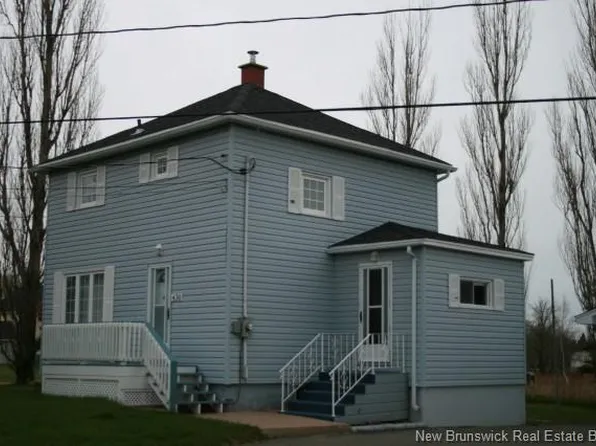 436 Greenwood Dr, Moncton, NB E1E 3B4