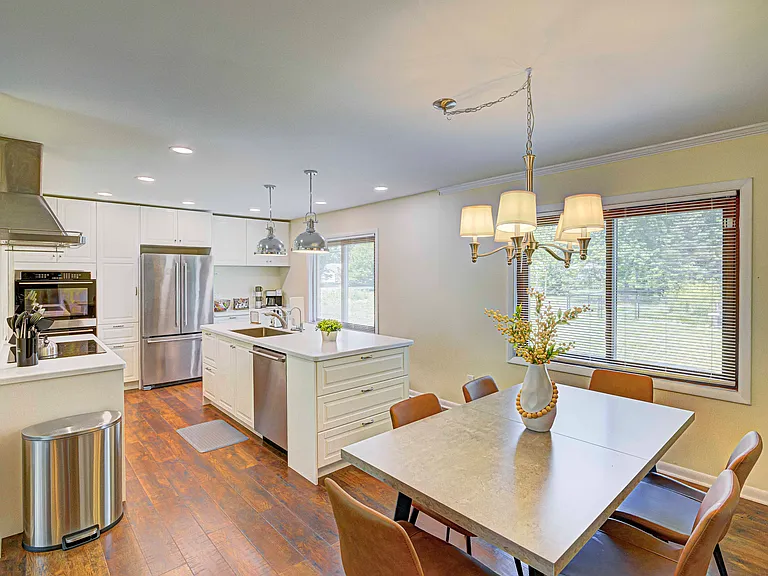 Dogwood Ln — Photo 6