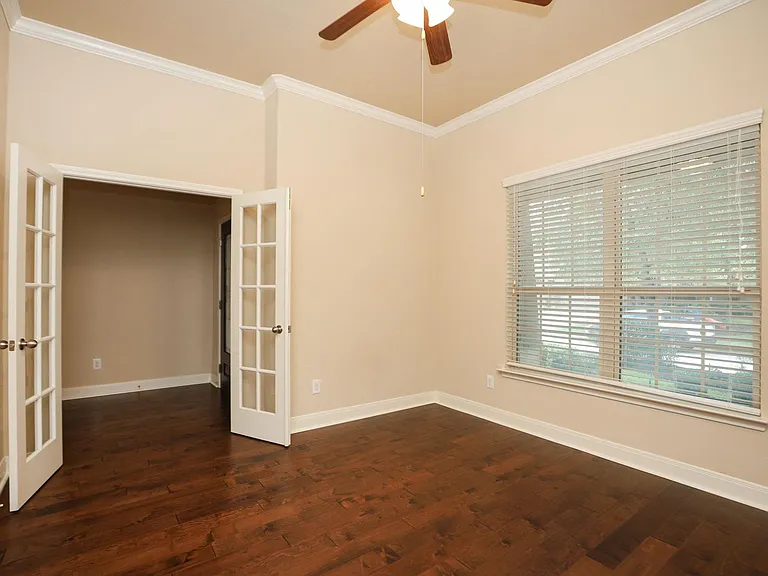 147 W Wading Pond Cir — Photo 10