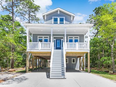 308 NE 41st Street, Oak Island, NC, 28465