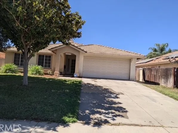 19405 Oakview Ln, Lake Elsinore, CA 92530