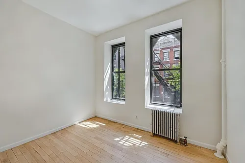 59 E 3rd St Photo 1