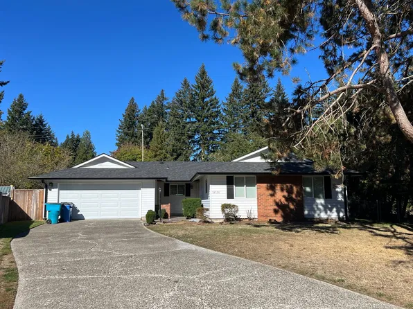 14520 NE 74th St, Vancouver, WA 98682