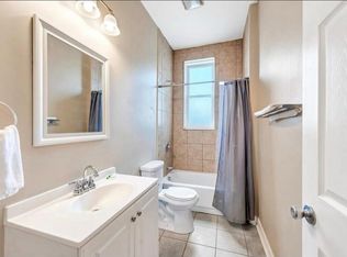 2001 Ann Ave #B, Saint Louis, MO 63104