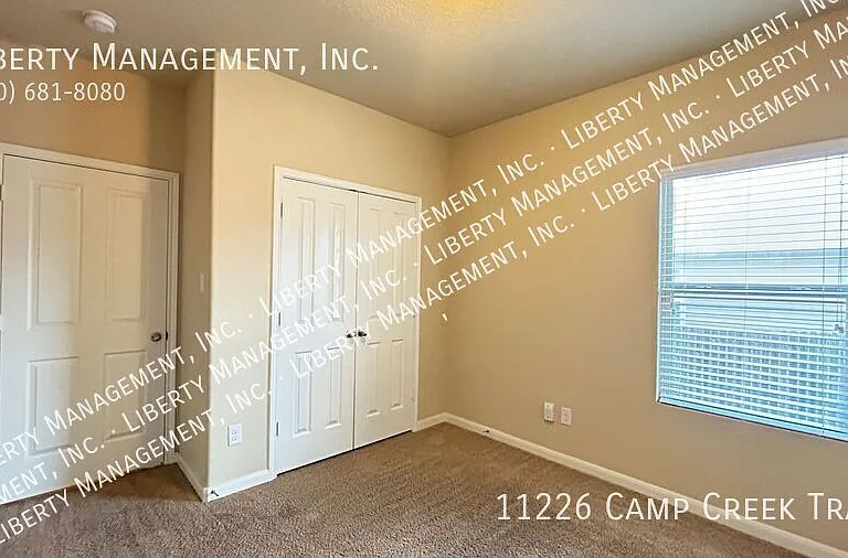 11226 Camp Creek Trl — Photo 10
