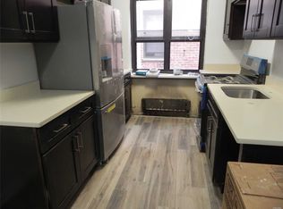 10 Clent Rd APT 2L, Great Neck, NY 11021