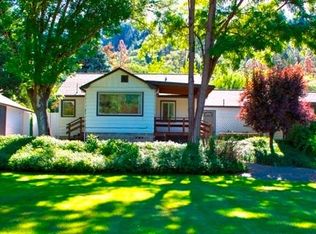 1409 E Evans Creek Rd, Rogue River, OR 97537