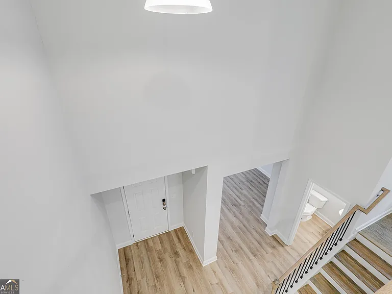 376 Caledonia Ct — Photo 30