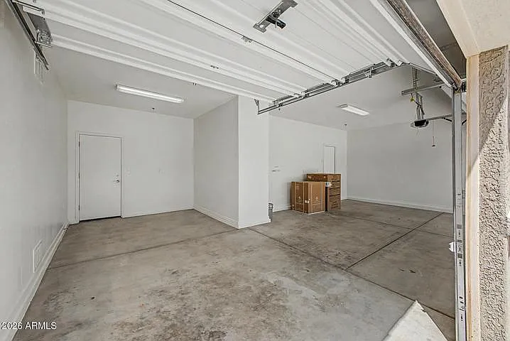 21254 W Hubbell St — Photo 7
