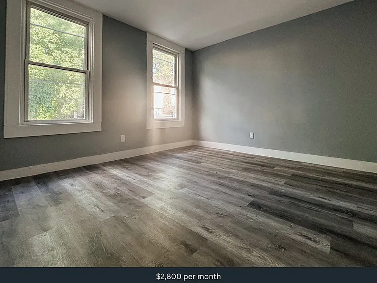 27 N 12th St — Photo 8