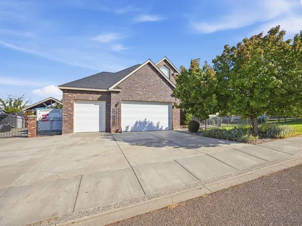4607 Adobe Dr, Pasco, WA 99301
