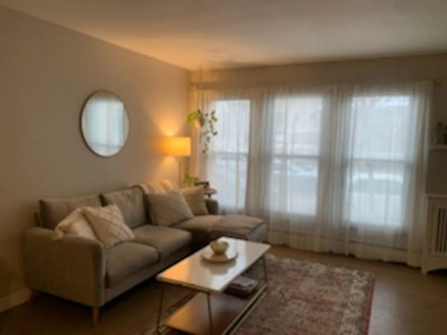 Modern Farwell Ave Apartments — Photo 2