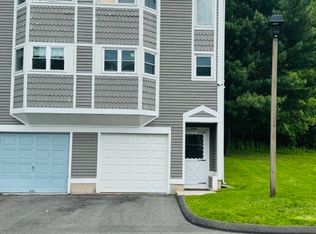 1655 N Colony Rd UNIT 12, Meriden, CT 06450