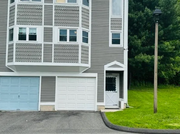 1655 North Colony Road #12, Meriden, CT 06450