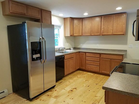 3rd image of 17 William St