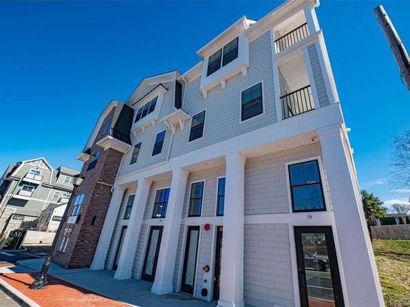 1100 New York Ave #204