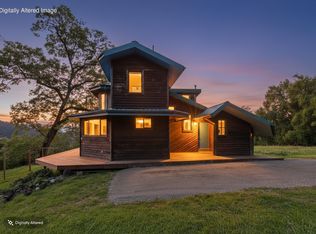 230 Homestead Rd, Garberville, CA 95542