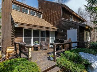 61 Country Club Rd, West Dover, VT 05356