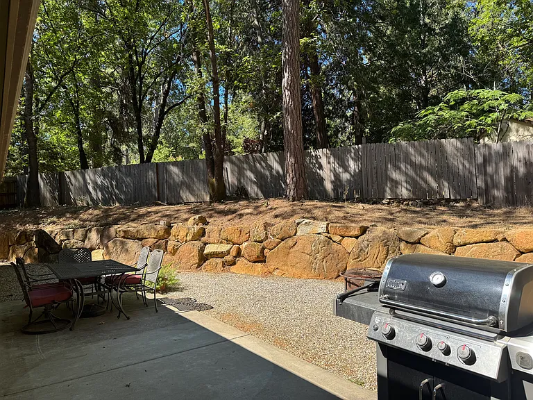 10045 Norambagua Ln — Photo 19