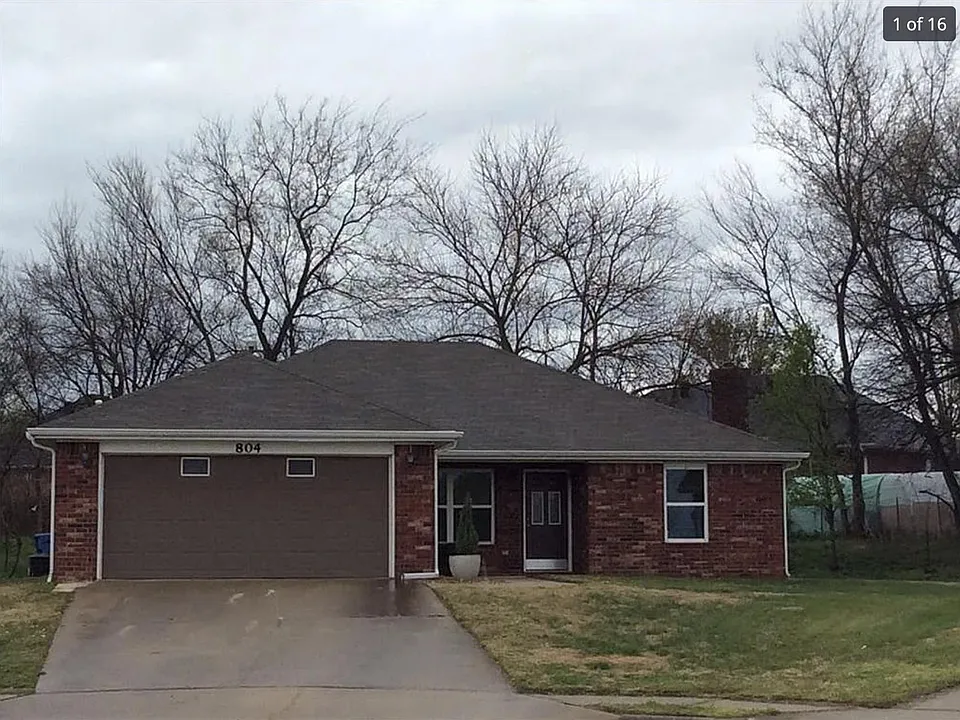 804 SW Cherokee Ct