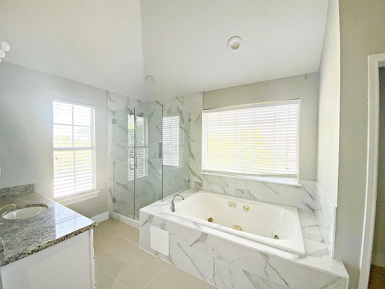 1700 Shiprock Dr — Photo 7
