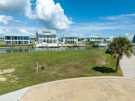 2nd image of 1045 Fiji Dr