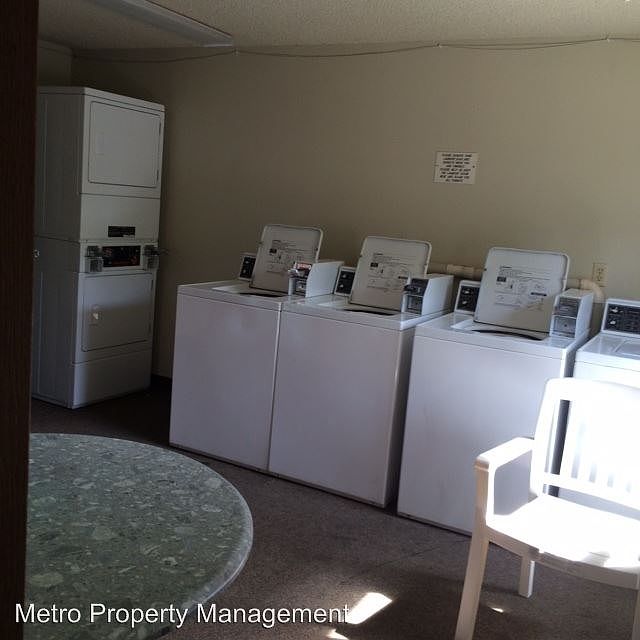 2nd image of 1124 Sunnyside Ln APT 102E
